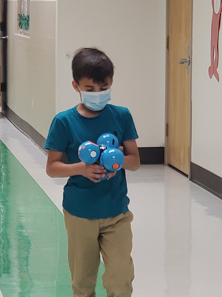 carrying the robot back to the ipad.